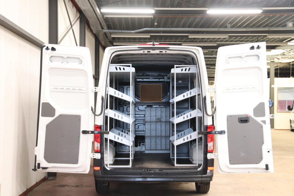 Volkswagen Crafter 2.0 TDI 140PK L3H3 EURO 6 3000KG trekvermogen 5