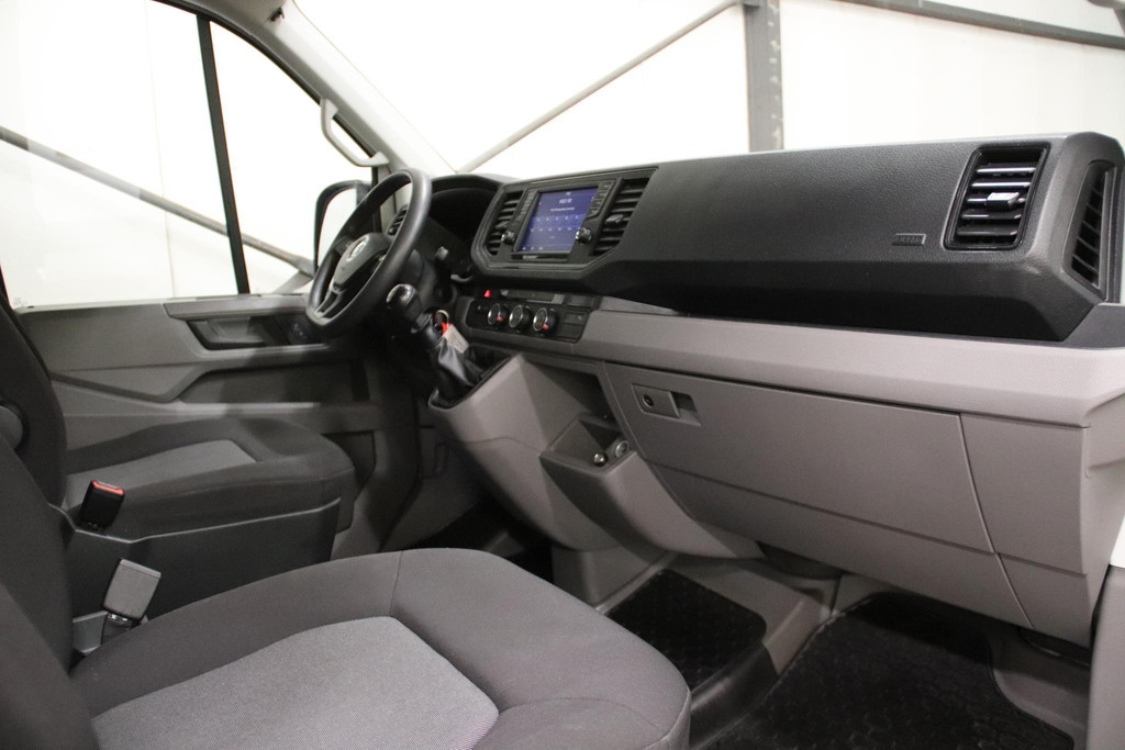 Volkswagen Crafter 35 2.0 TDI L3H3 11