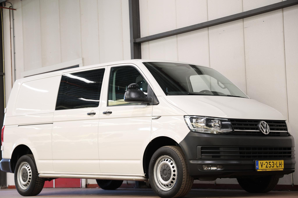 Volkswagen Transporter 2.0 TDI 150PK L2H1 LANG DSG AUTOMAAT 2