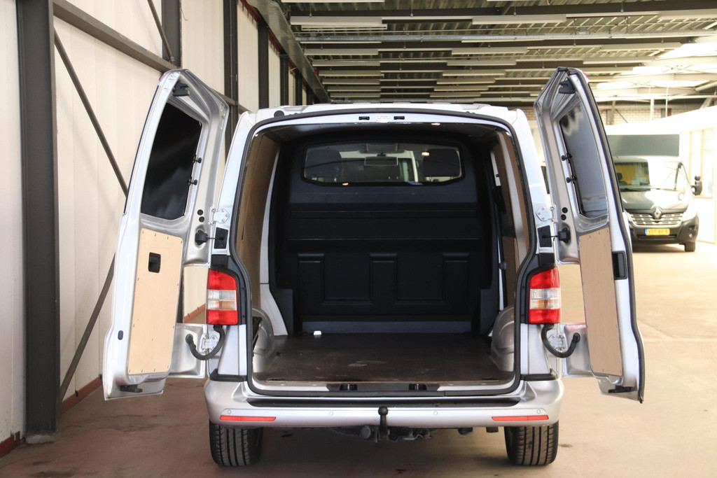 Volkswagen Transporter 2.0 TDI AUTOMAAT DSG AIRCO TREKHAAK 3