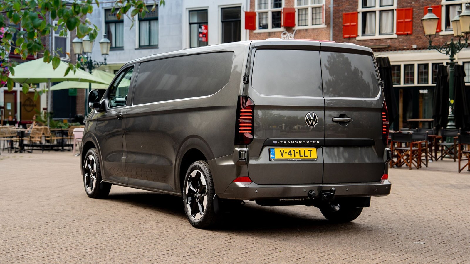 Volkswagen e-Transporter L2H1 Life 100 kW 4MOTION 71 kWh 3