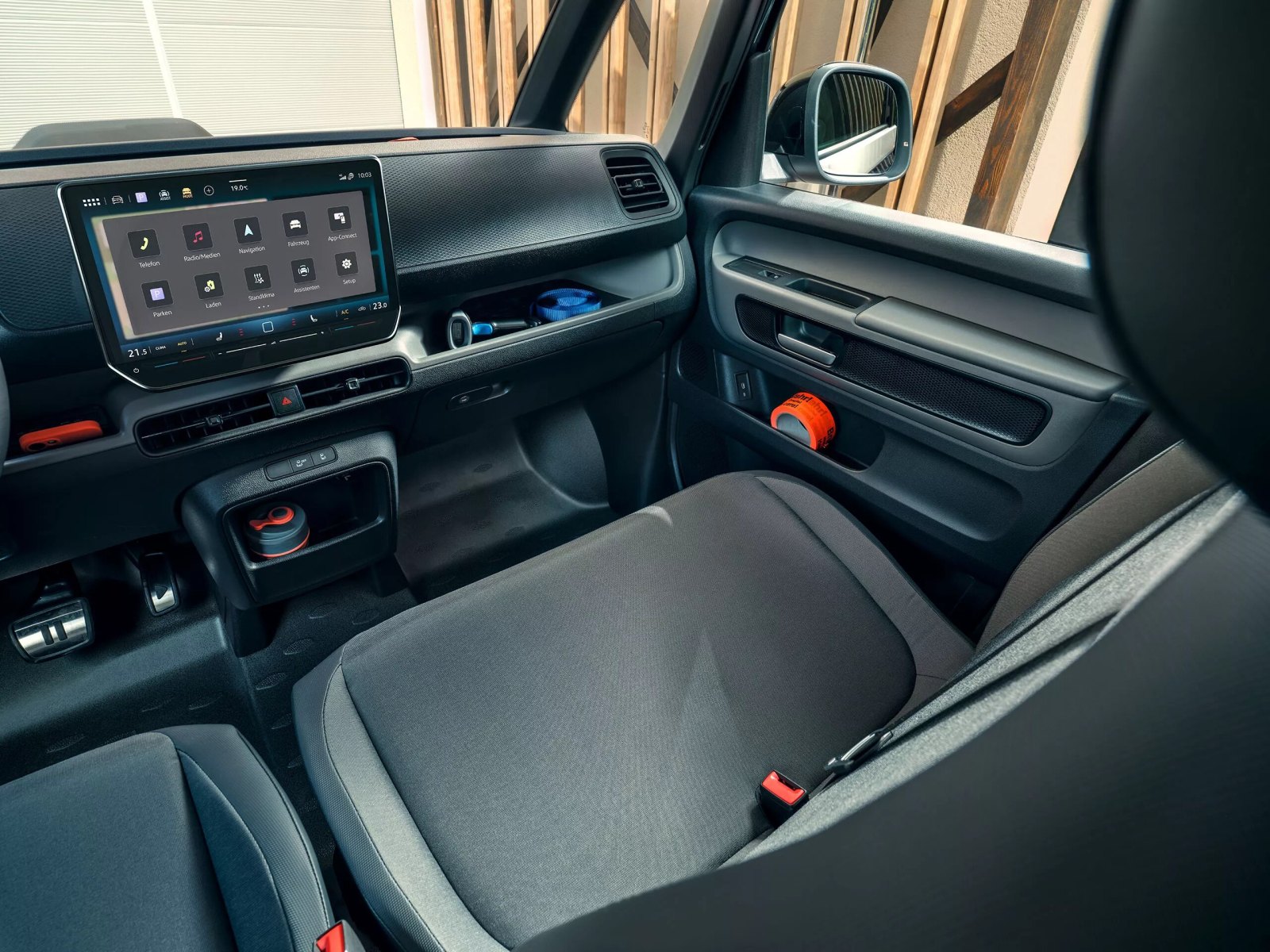 Volkswagen ID. Buzz Cargo Bulli Limited Edition 250 kW 4MOTION 79 kWh 4
