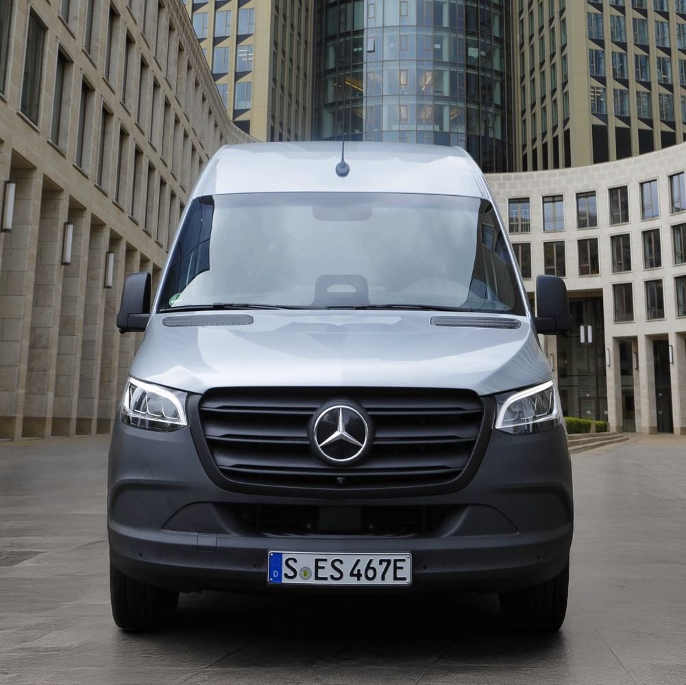 Mercedes-Benz eSprinter Bestelwagen eSprinter 420 L2 Normaal dak SELECT 150 kW 81 kWh 4